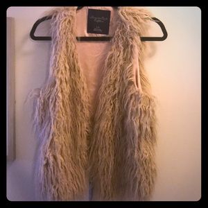 Faux Fur Vest Size L